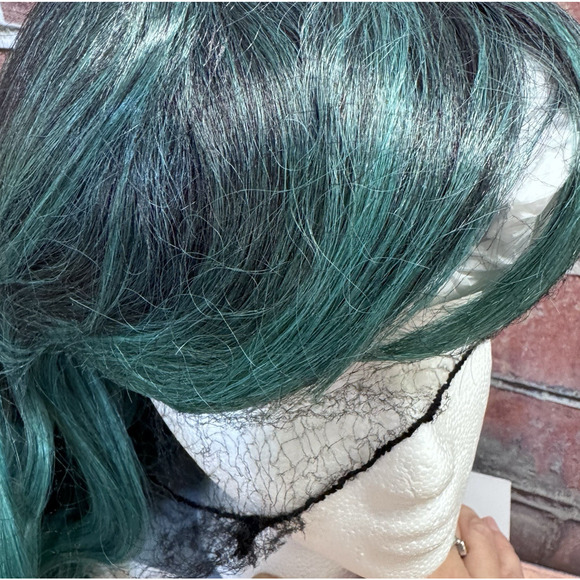 Adult Wig Green Curly Curls Long Spirit Halloween Costume Cosplay NEW! - Picture 5 of 5